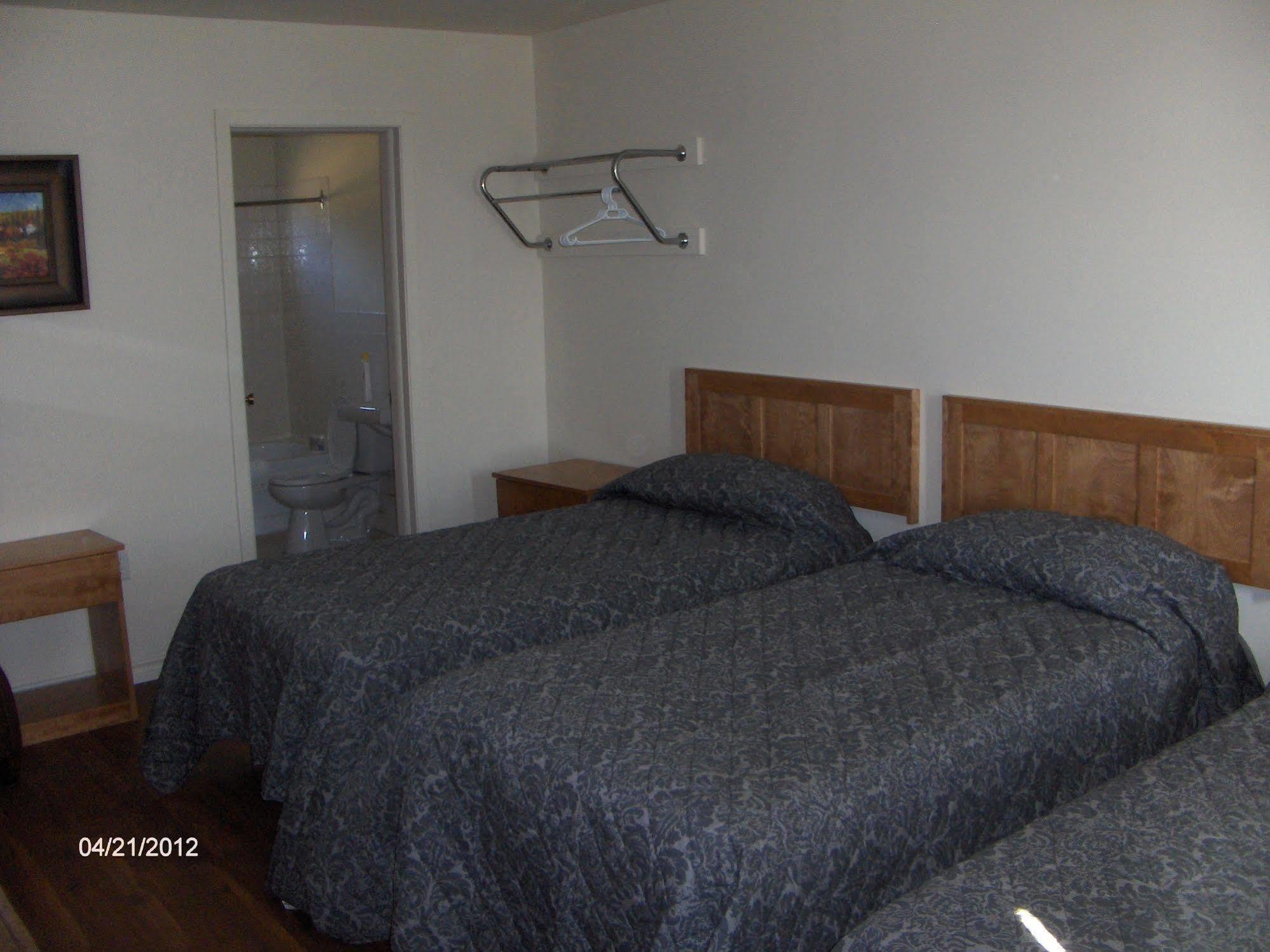 Anchor Motel And Suites Bedeque Ngoại thất bức ảnh